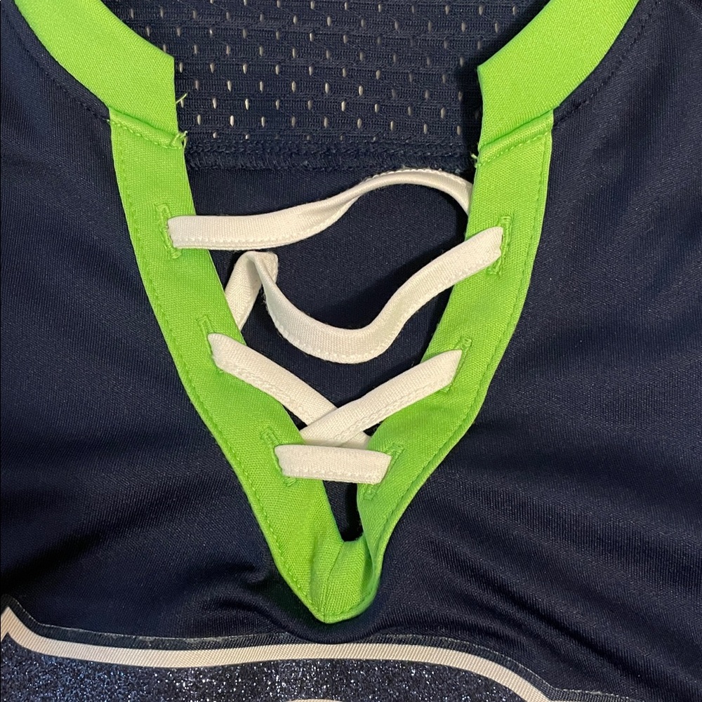 Seahawks women's extra-large tshirt - Picture 9 of 9